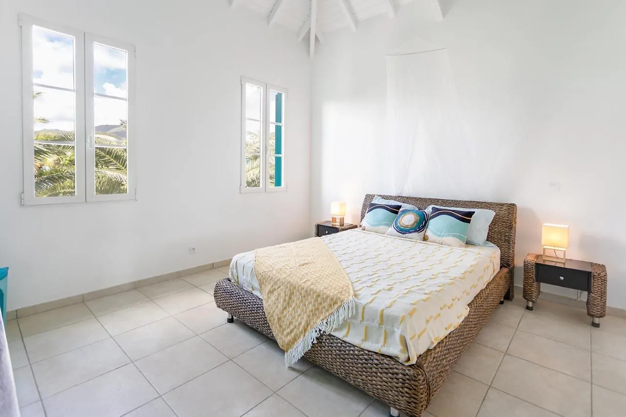 Mon Paradis Bleu Beach House, 2 Bedrooms And Sea View! Quarter of Orleans